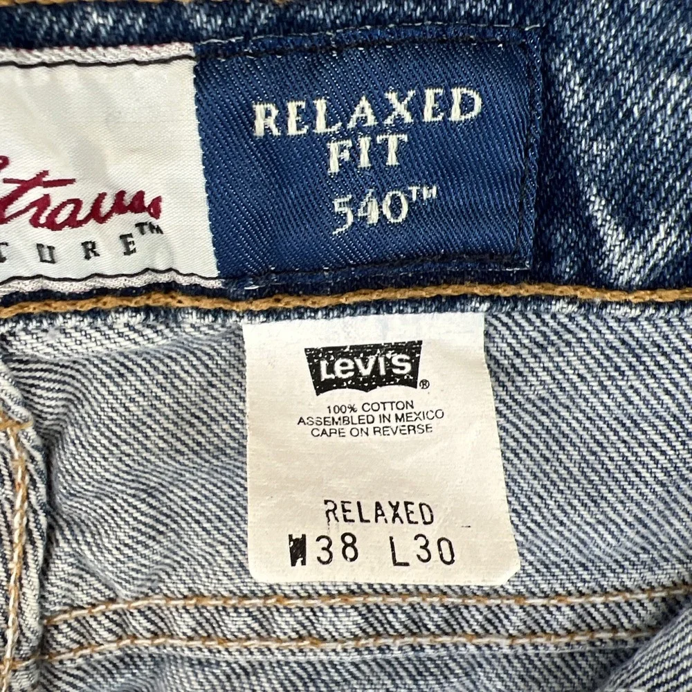 Levi's Men's Vintage 540 Relaxed Fit Blue Jeans Size 38x30 (37x30 Act) Brown Tab